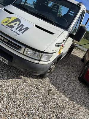 Garage pour réaliser la vidange moteur d’un camion essence proche de Lillebonne 76