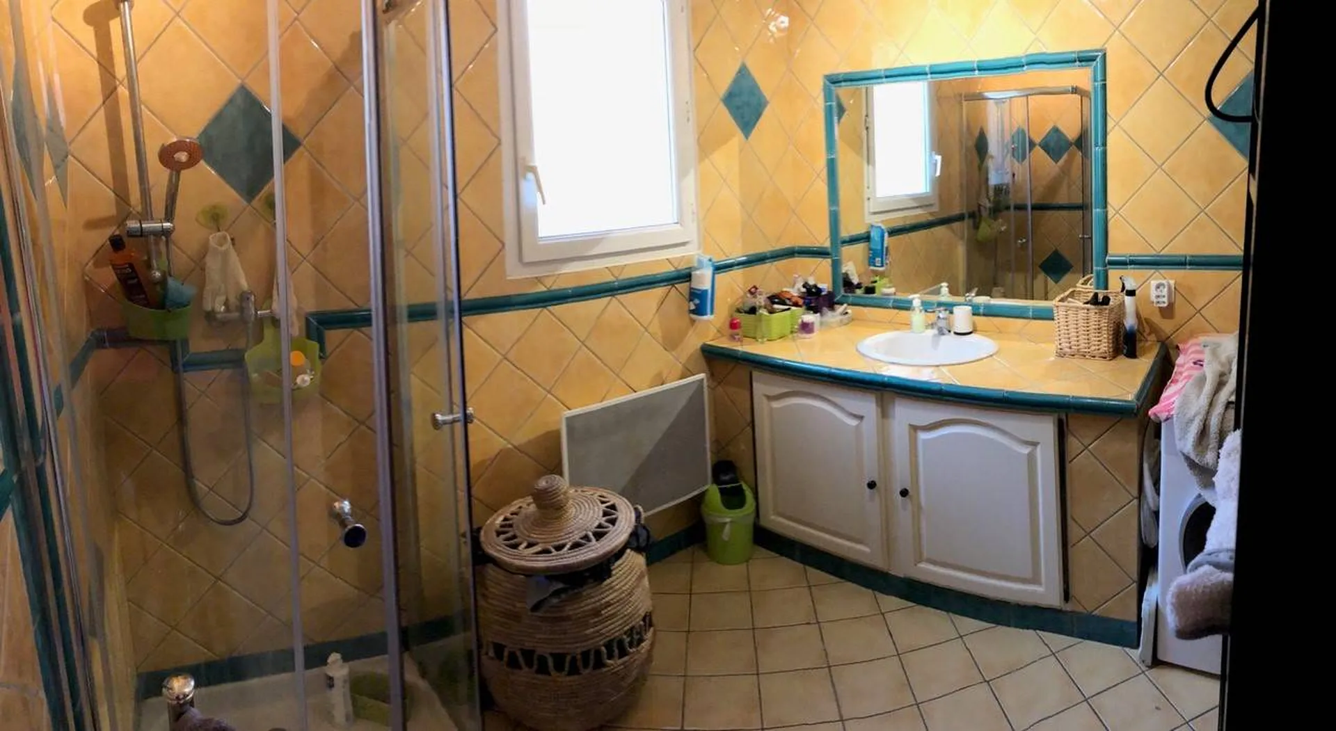 A vendre appartement dans résidence fermée 3 Le Beausset avec piscine et terrasse Sud