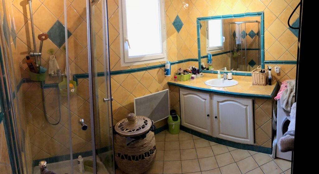 A vendre appartement dans résidence fermée 3 Le Beausset avec piscine et terrasse Sud