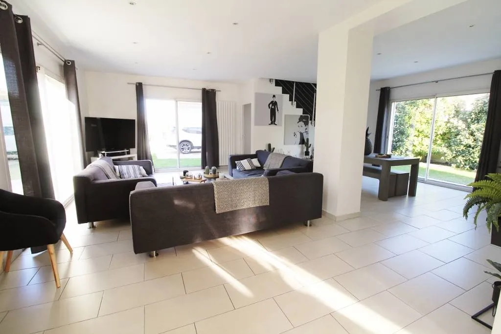 Maison à vendre aux Cailloux Gris Herblay 95220