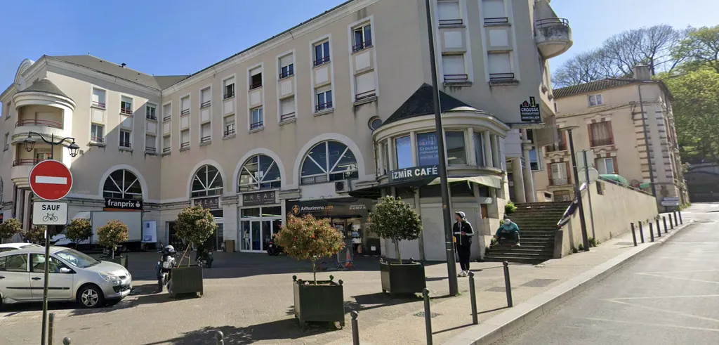 Cession de bail - Boutique 367 m², Marché, Rue Henri Janin 94190 VILLENEUVE-SAINT-GEORGES