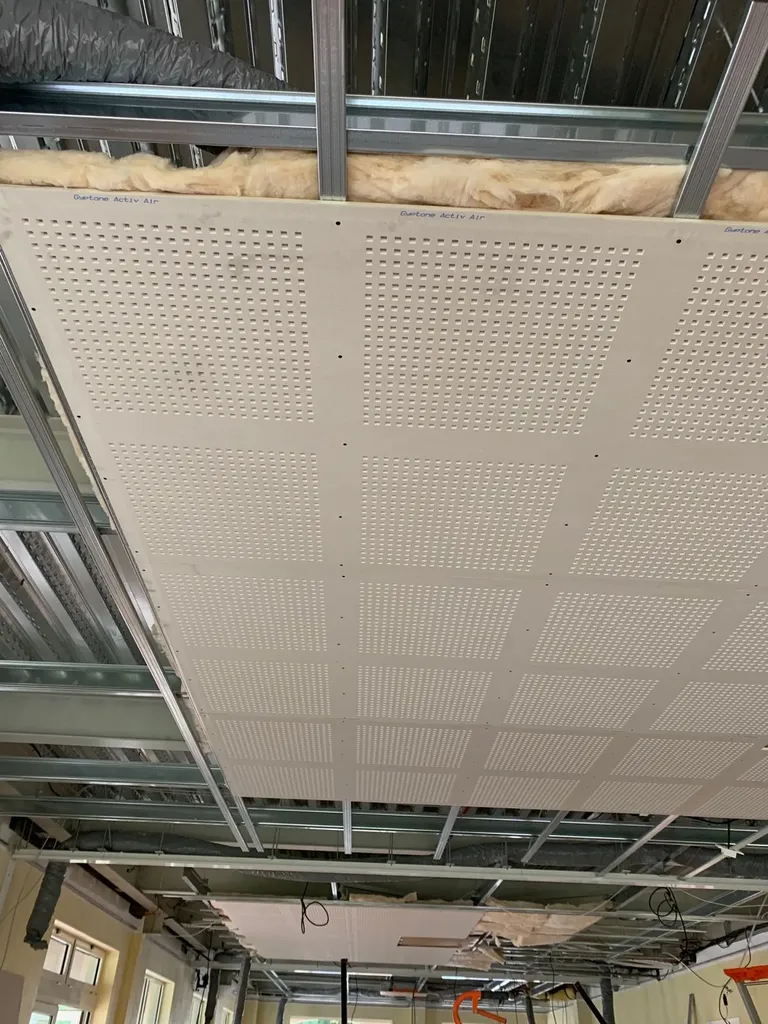 Plaquiste à Marseille spécialisé dans l'aménagement intérieur et pose de faux plafond