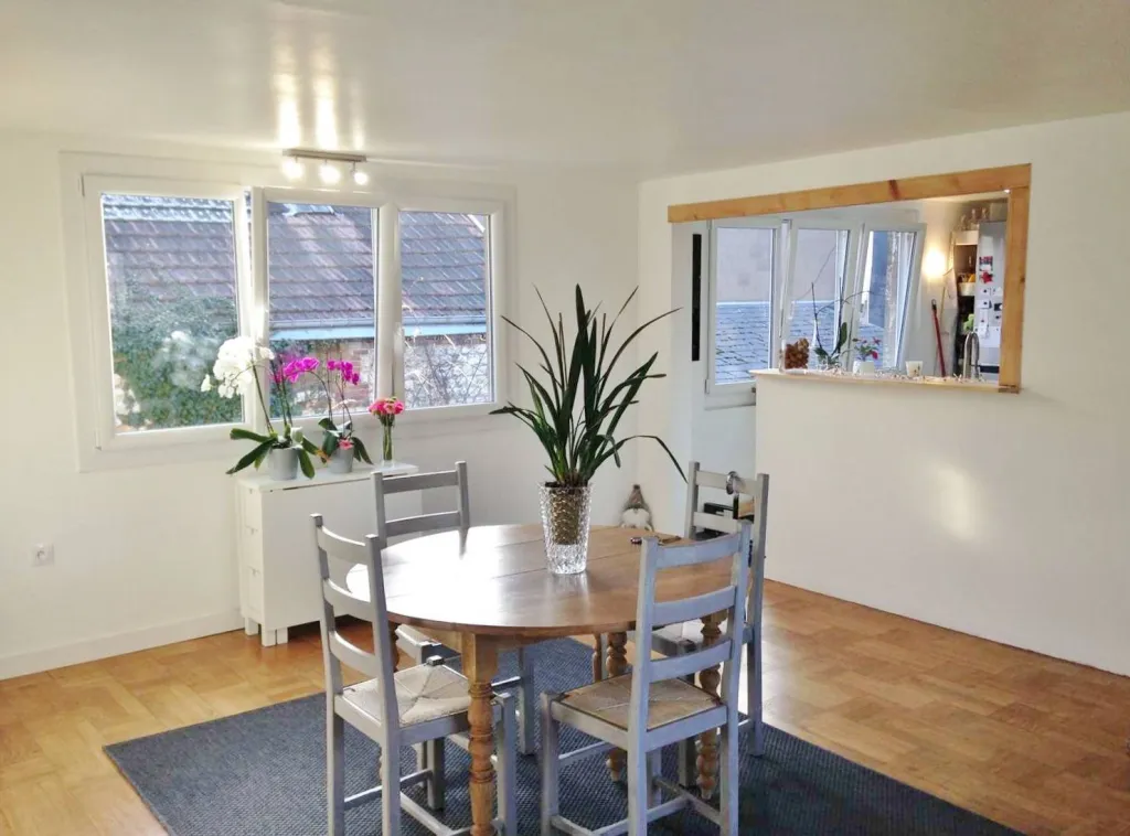 À acheter maison avec 3 chambres proche Saint-Pierre-lès-Elbeuf 76320