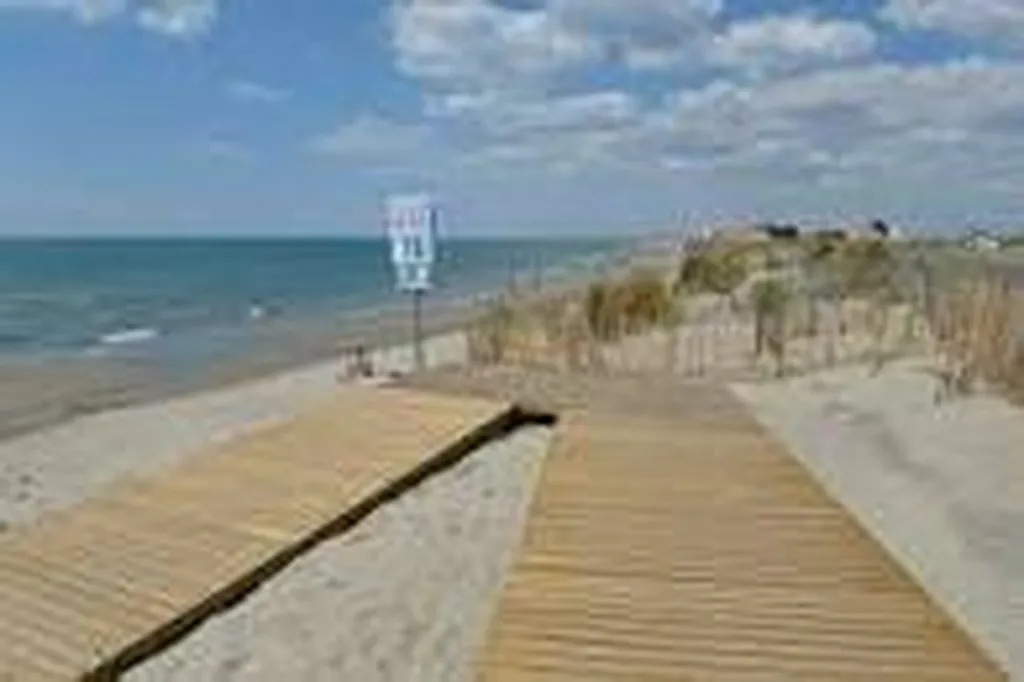rampe d'accès à la plage de vias plage proche cap d'agde