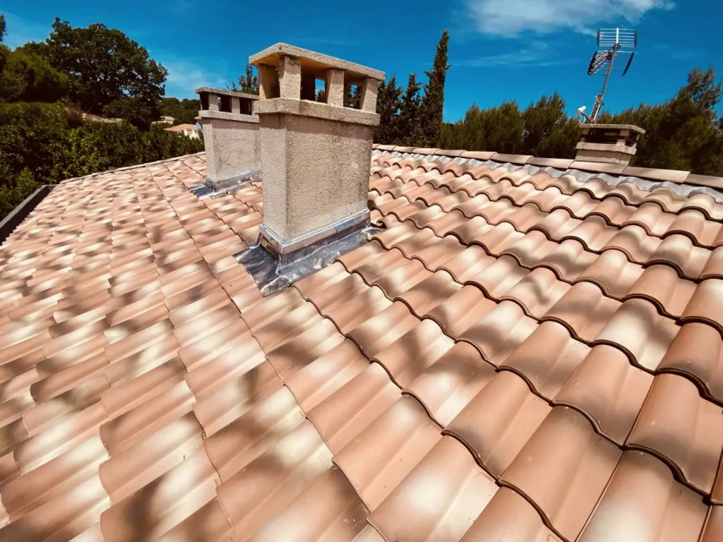 toiture romane sur venelles