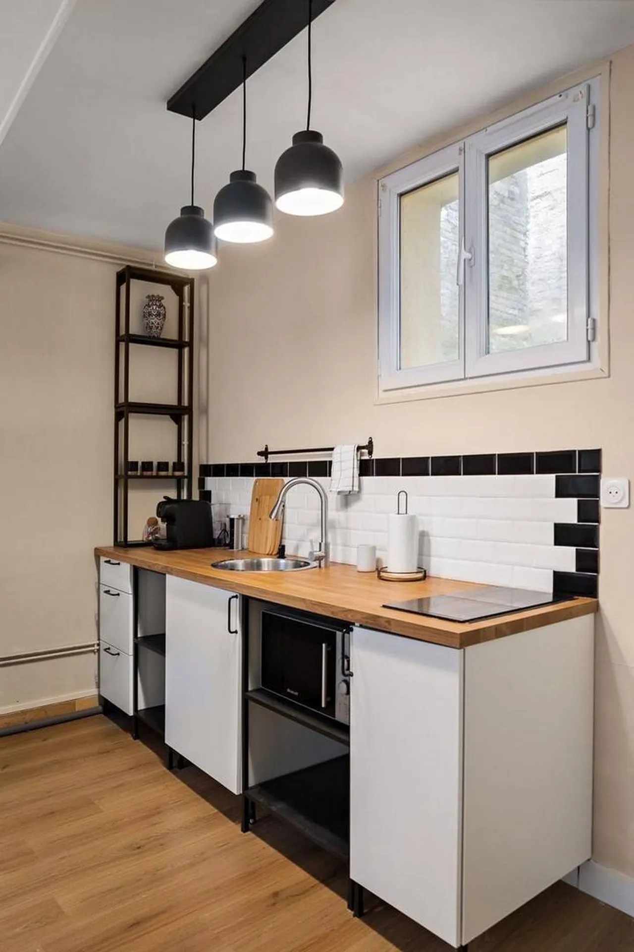 Joli appartement 2 pièces rénové et meublé en centre ville de Dieppe, Normandie