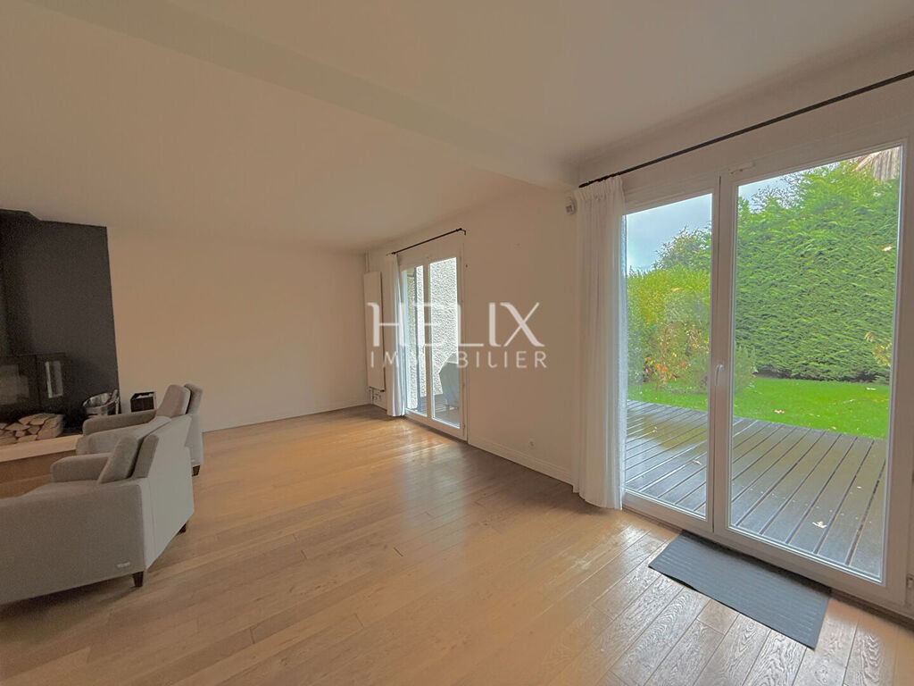 Maison à Chambourcy avec 4 chambres à vendre près du lycée international