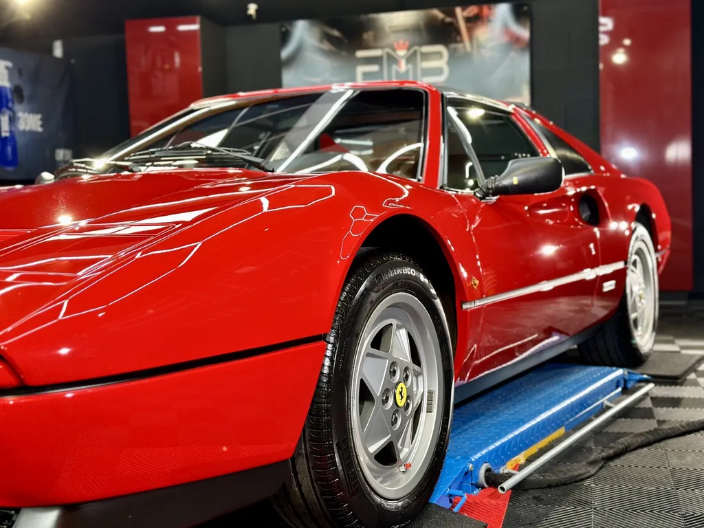 Traitement céramique lyon polissage carrosserie DETAILING Ferrari 328 GTS
