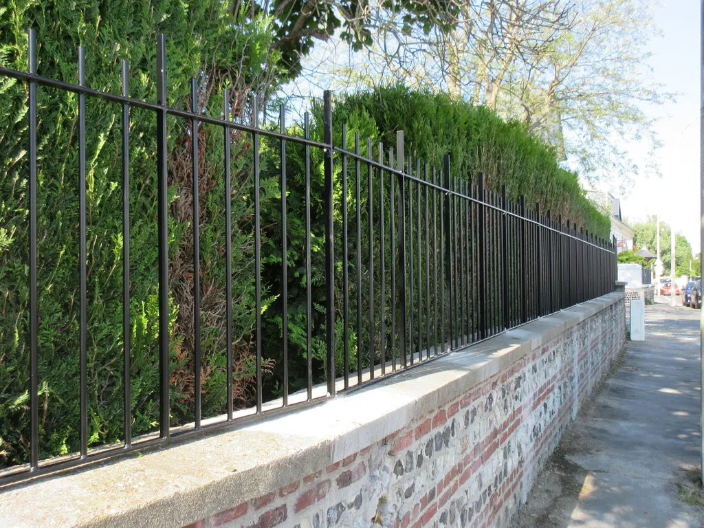Installation de Clôtures Barreaudage en Acier Haute Sécurité, Modèle Anti-Intrusion à Le Havre en Seine-Maritime 76 et Montivilliers