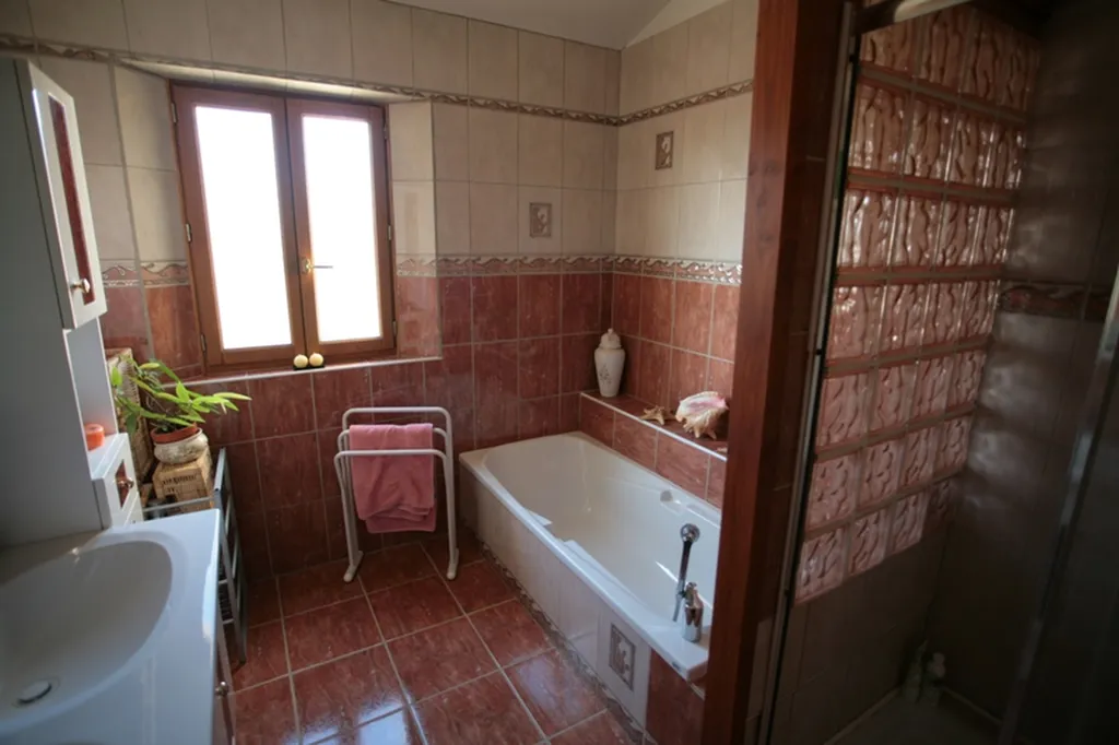 Bastide contemporaine dans les Monts de Vaucluse