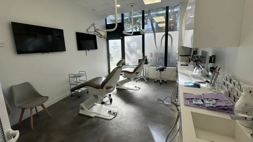 Location - Boutique 291 m², Balard, Boulevard Victor 75015 PARIS