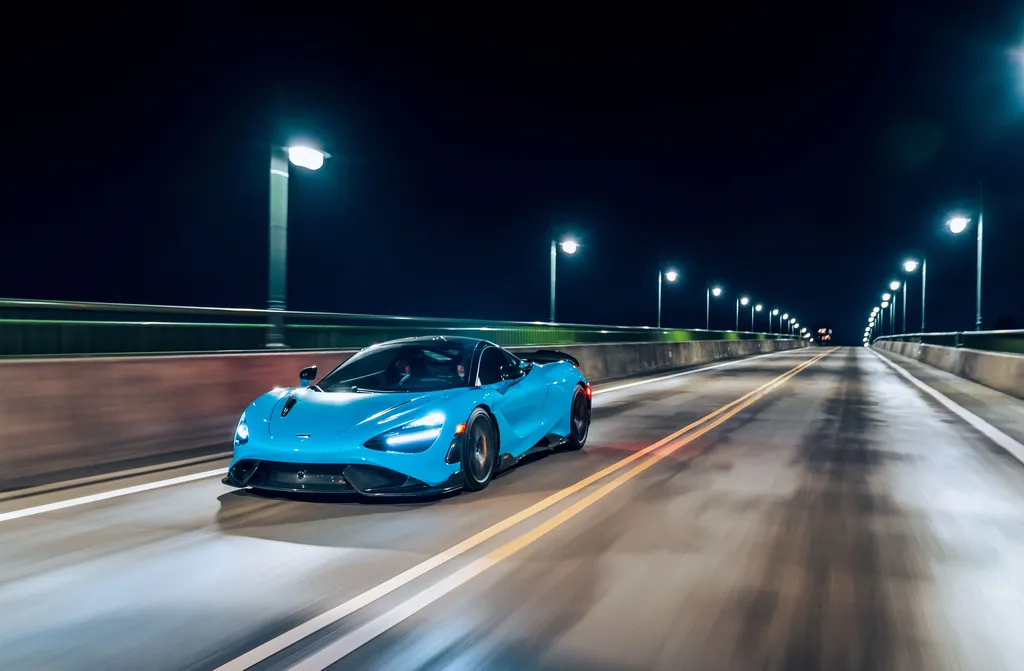 Import de voiture de luxe depuis l'Allemagne à Lyon et en France : Nobledrive livre votre véhicule clé en main sans aucune démarche administrative à gérer