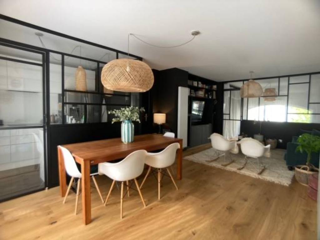 appartement T4 avec terrasse à vendre proche parc bordelais à Bordeaux