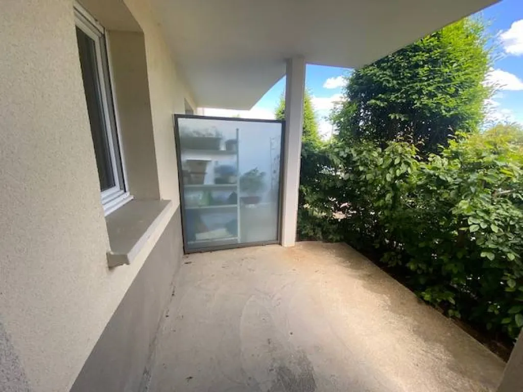 A vendre dans une belle résidence sécurisée appartement de 48 m² sur la commune de CAUDEBEC LES ELBEUF 76410