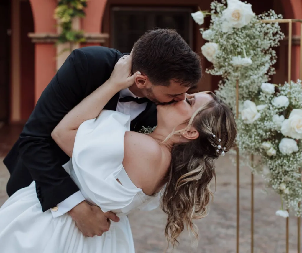 S'entourer d'une wedding planner pour organiser soi meme son mariage avec un coaching en organisation de mariage à l'heure en Nouvelle Aquitaine entre Bordeaux et Toulouse 