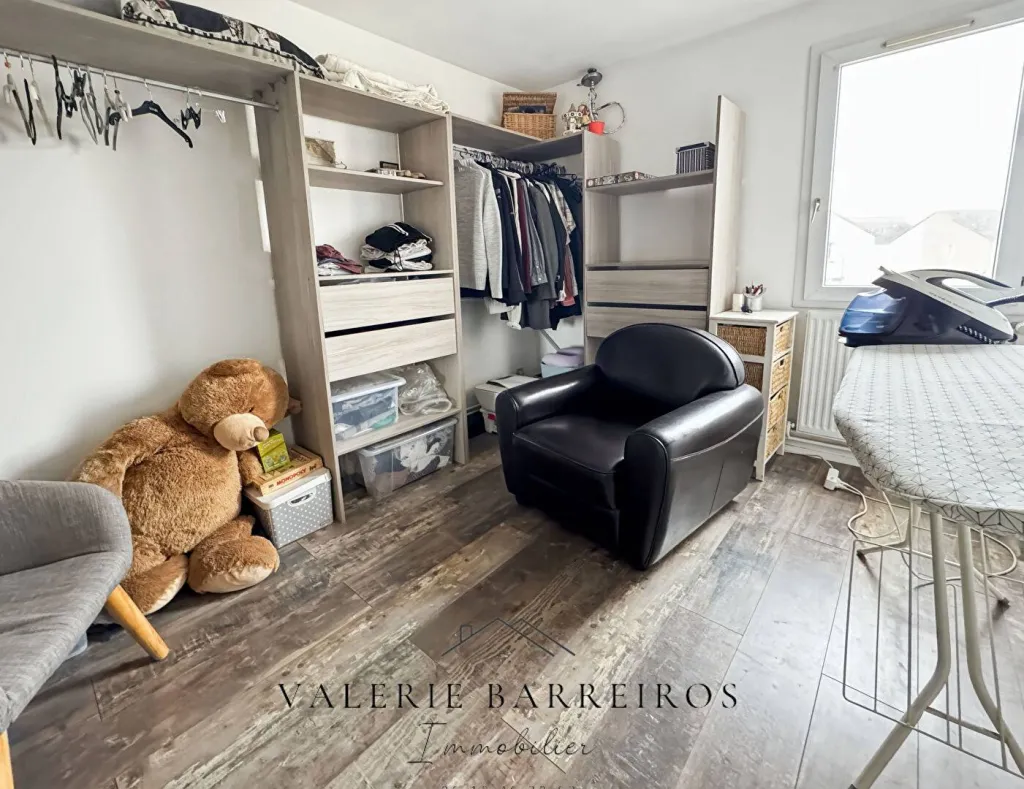A SAISIR CHARMANTE MAISON MITOYENNE DE 74 M² SUR LA COMMUNE DE ST PIERRE LES ELBEUF 76320