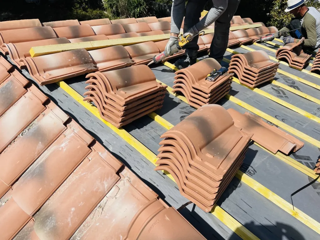 Réfection d’une toiture avec rénovation de charpente et isolation sur Aix en Provence.