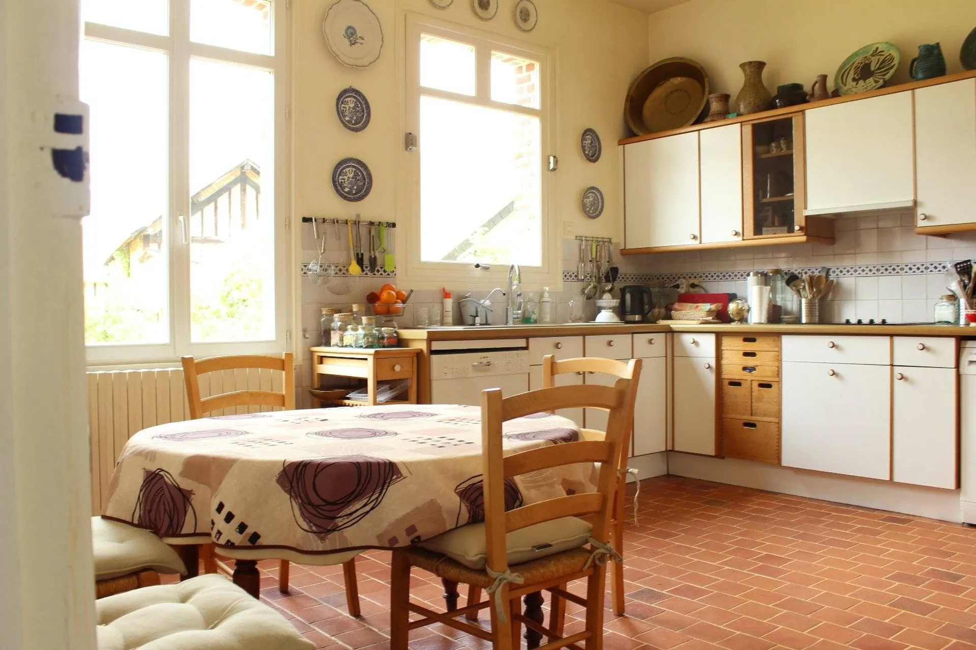 A vendre authentique demeure de caractère et son terrain arboré d’environ 700 m² en Normandie 14