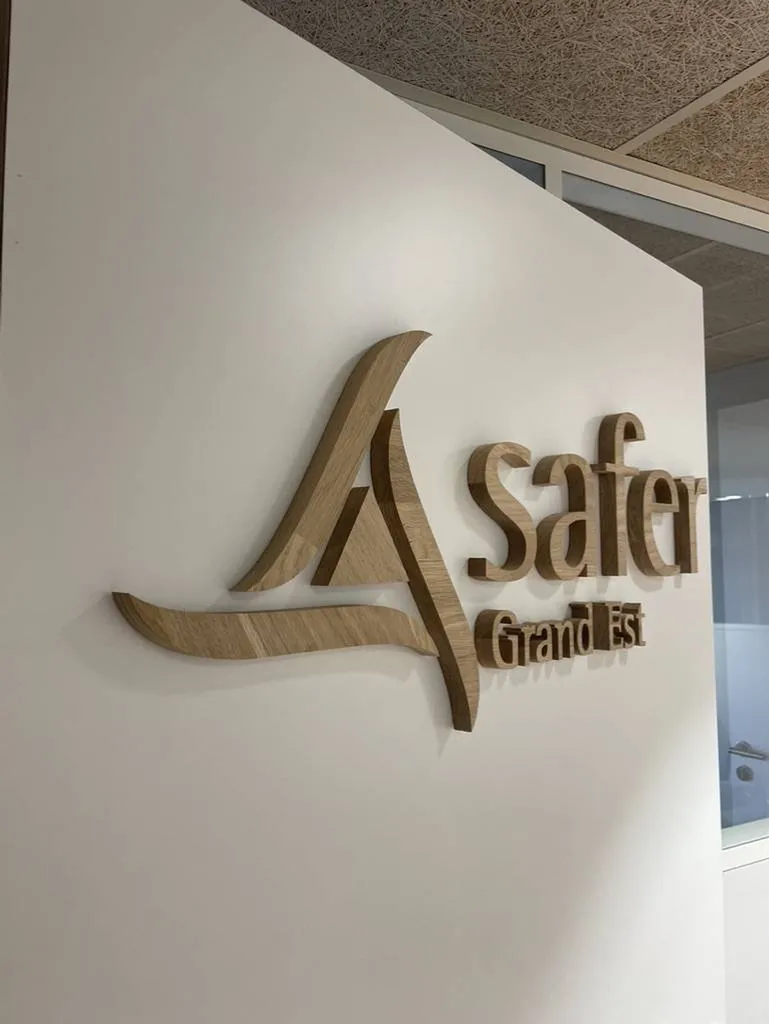 lettres en bois decoupées