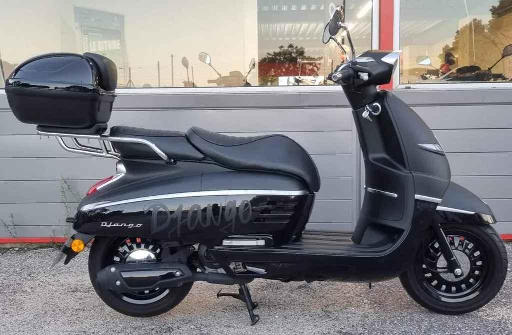 SCOOTER OCCASION PEUGEOT DJANGO 50 SIX FOURS LES PLAGES