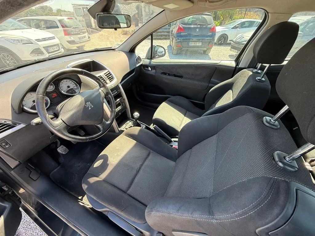 PEUGEOT 207 1.6 VTI 120CV SPORT 
