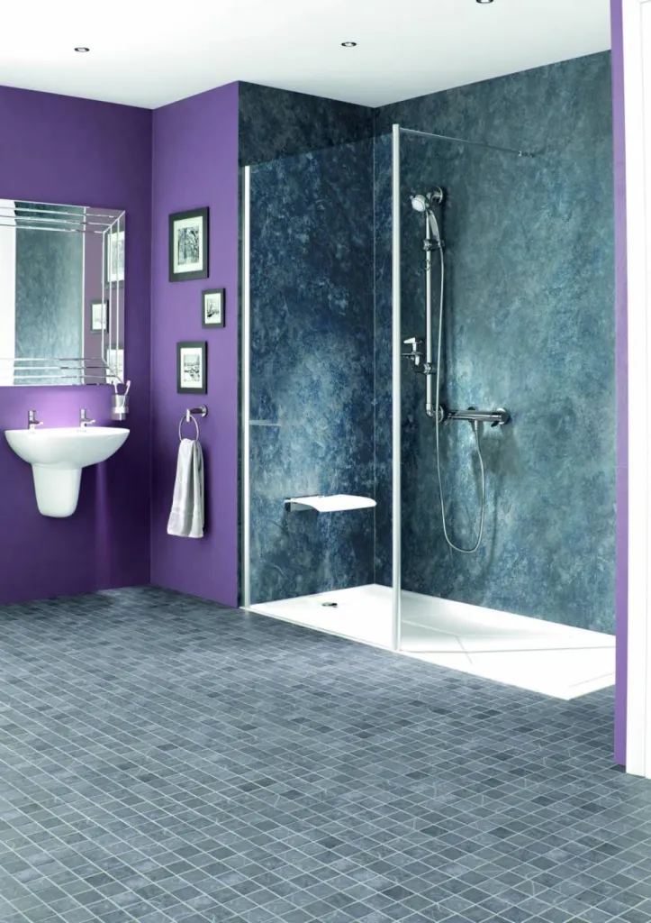 salle de bain personne agée à Sisteron dans les Alpes de Hautes Provence (04) PACA