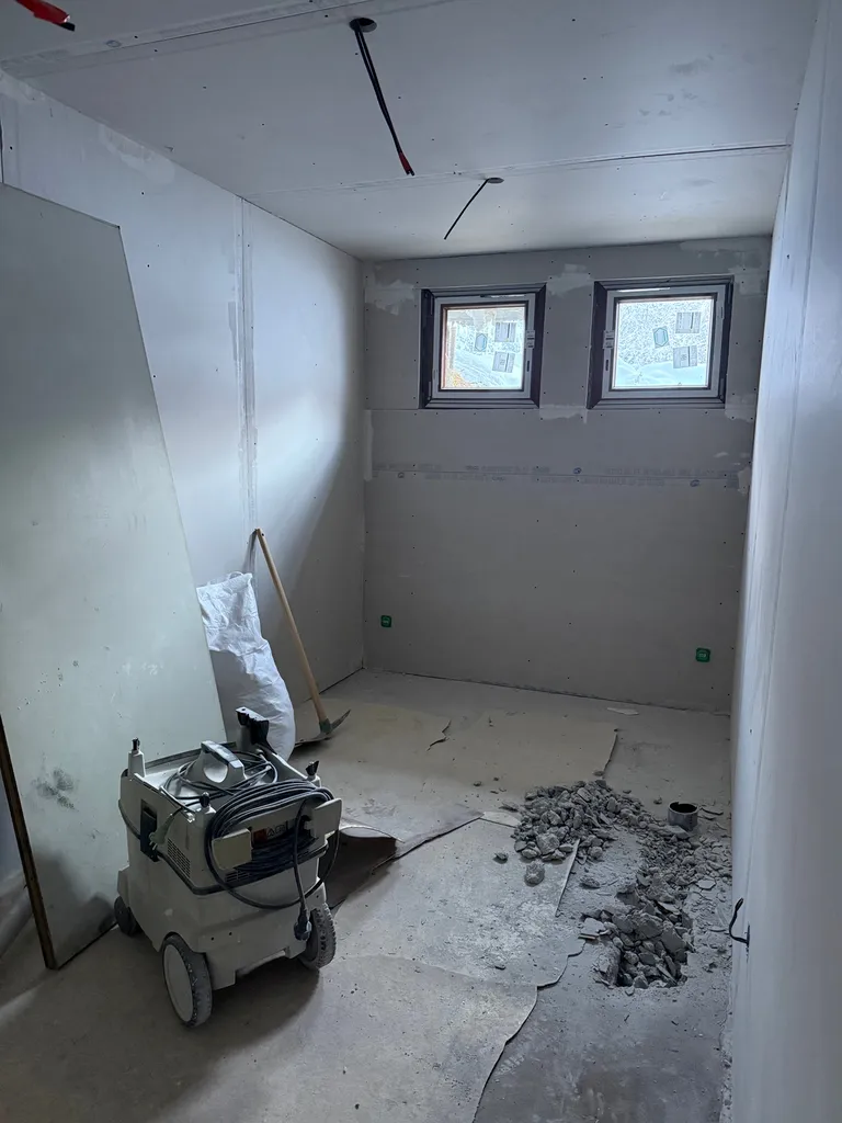 Appartement T2 en plateau à aménager – Pralognan-la-Vanoise (600 m du centre)