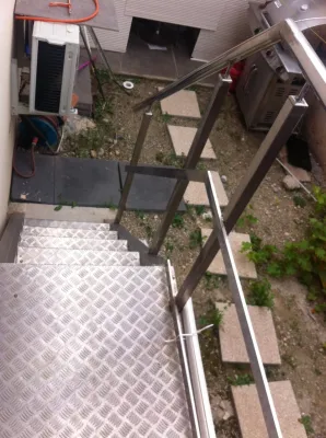 FABRICATION ET POSE PASSERELLE D ACCES DANS LA REGION PACA