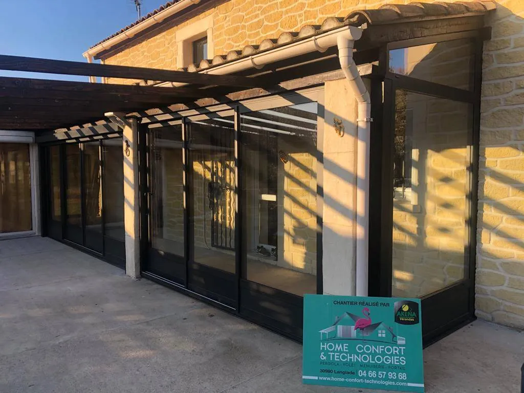 Pose fermeture de Terrasse en Occitanie à Arles près de Nîmes