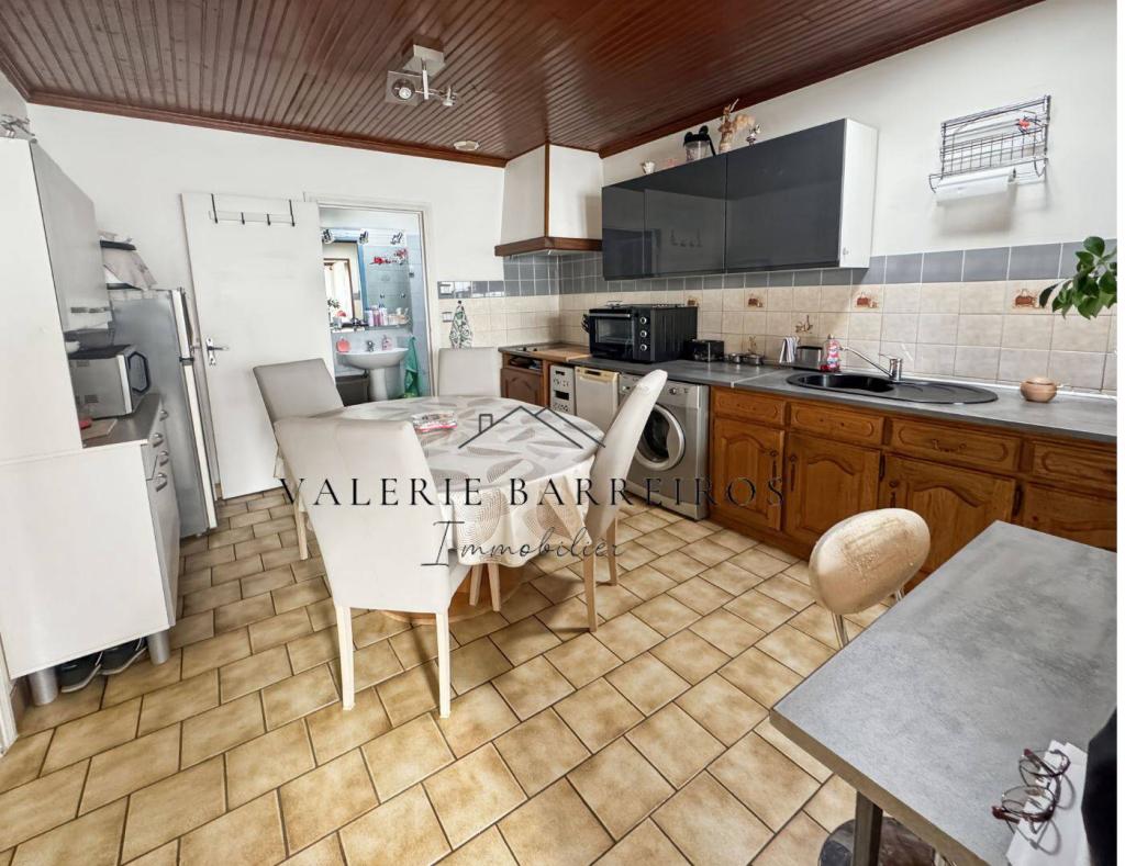 A acheter lot de deux maisons sur la commune de CAUDEBEC LES ELBEUF 76320