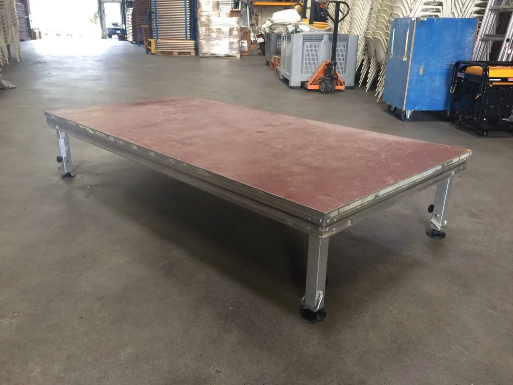 Location de praticable de scène pour particulier à Lyon