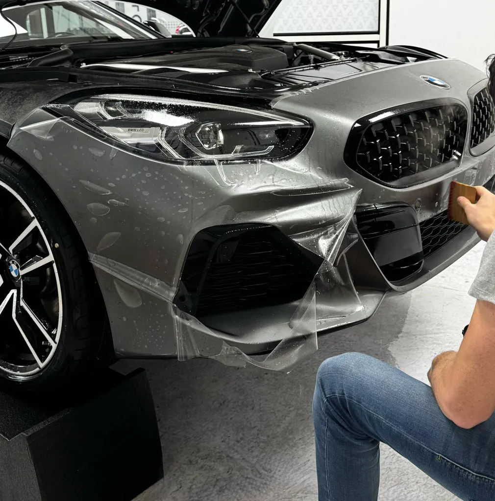 Devenir poseur de protection carrosserie (PPF)