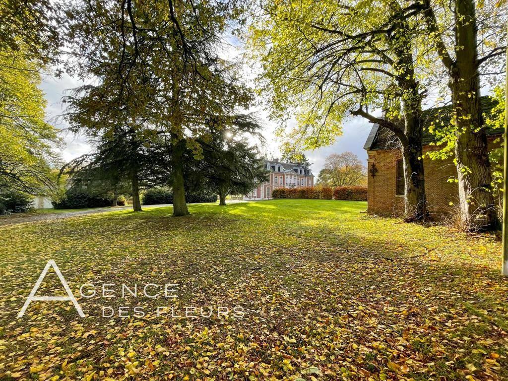 domaine avec 4 hectares de terrain 27400