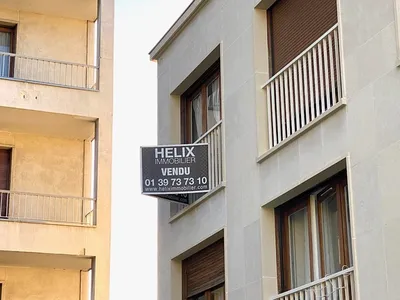 panneau vendu dans une belle résidence des yvelines