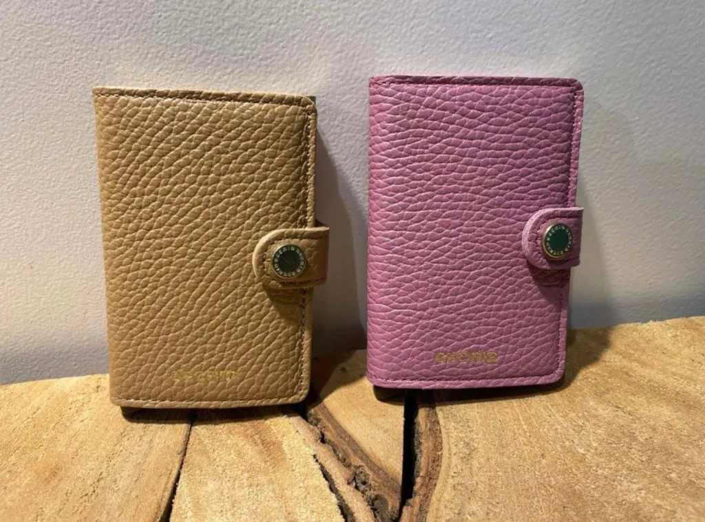  Mini Wallet SECRID près de Dieppe