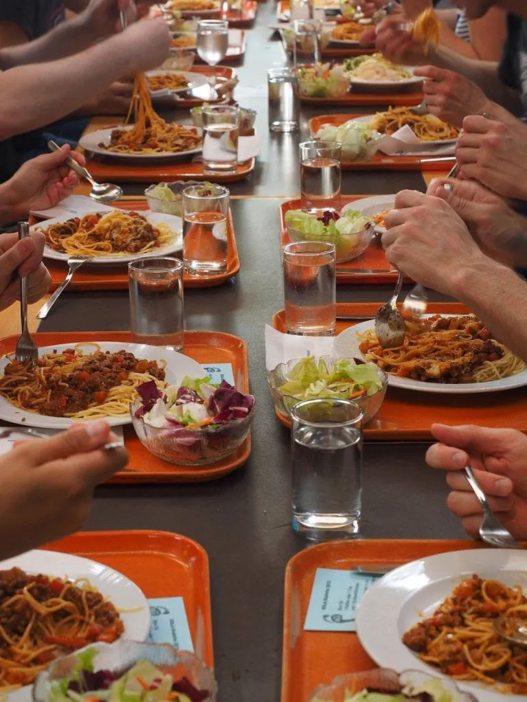 Produits laitiers bio pour cantines écoles et restaurants collectifs