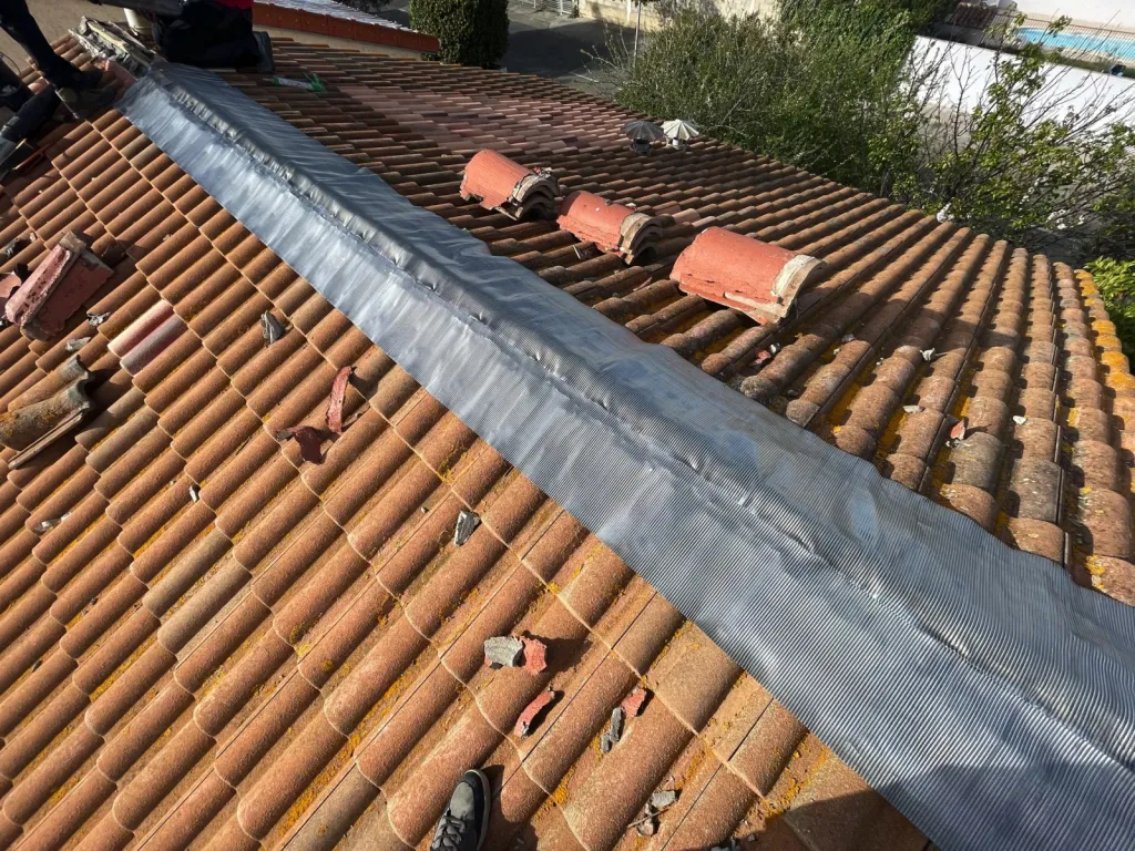 Rénovation d’un Faîtage de toiture de maison Simiane-Collongue 13109