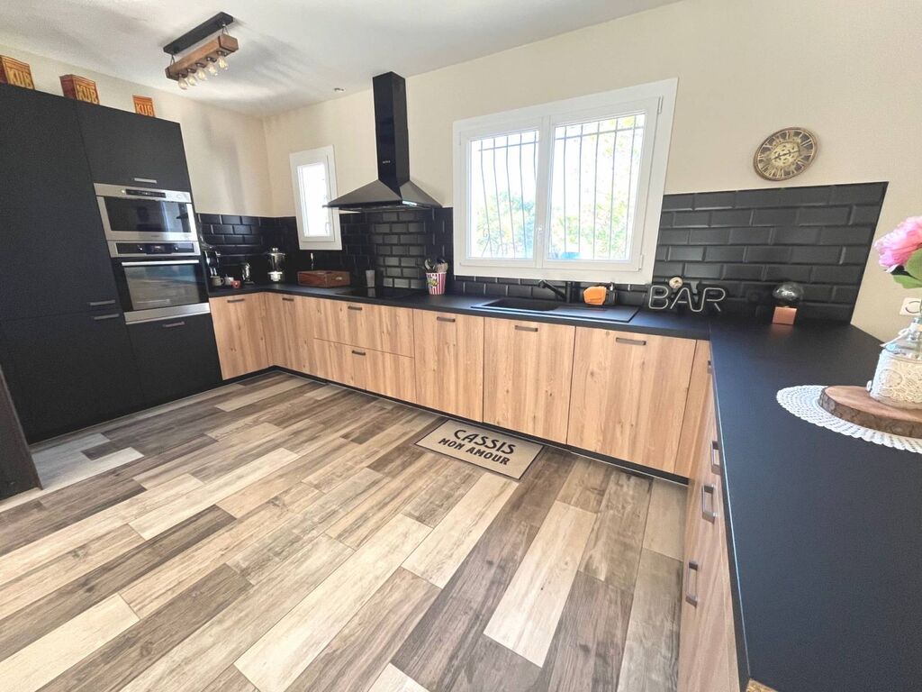 Carnoux vente villa avec piscine