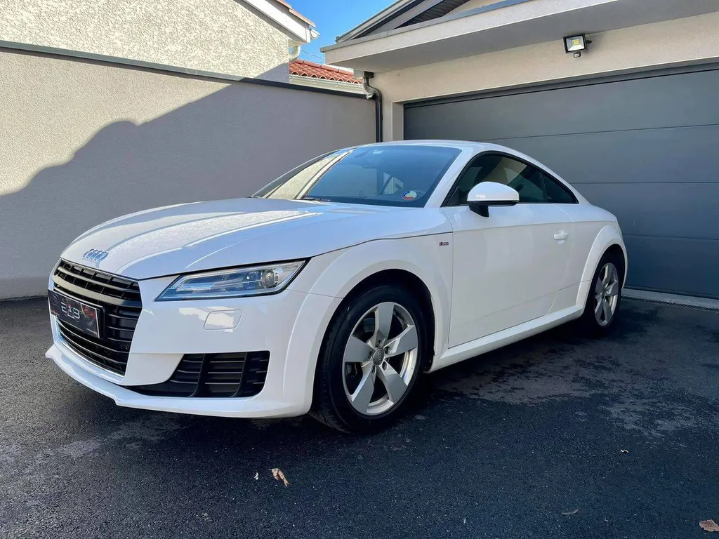 Traitement céramique Audi TT blanche à proximité de Brignais dans le Rhône