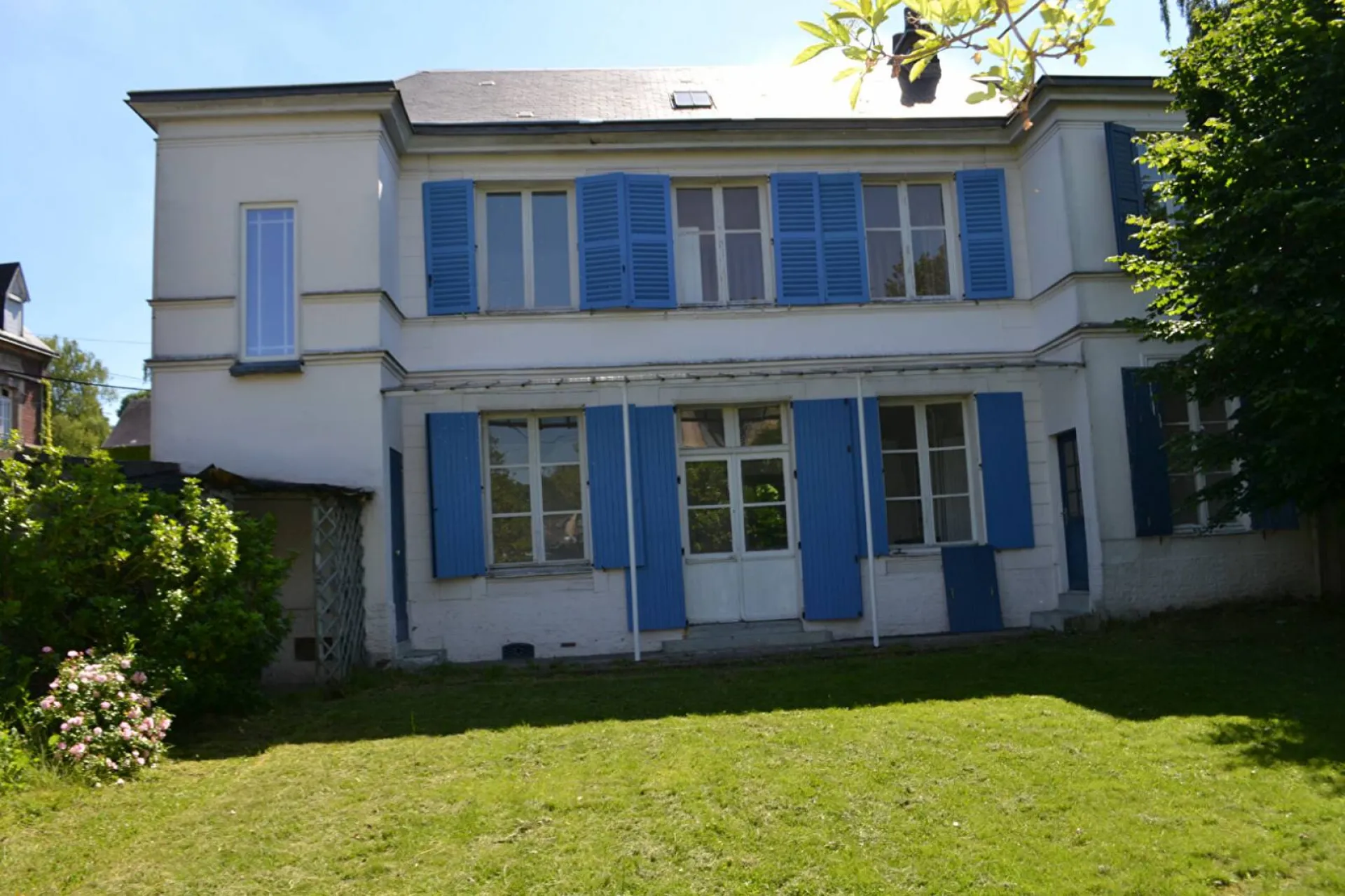 Située au 3 rue du Clos Thirel à Rouen