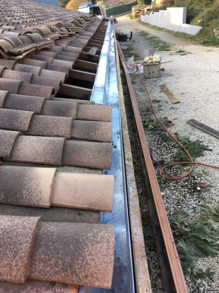 Prix au m² pour refaire sa toiture à Avignon dans le vaucluse Vaucluse Prix au m² pour refaire sa toiture à Avignon dans le vaucluse Vaucluse