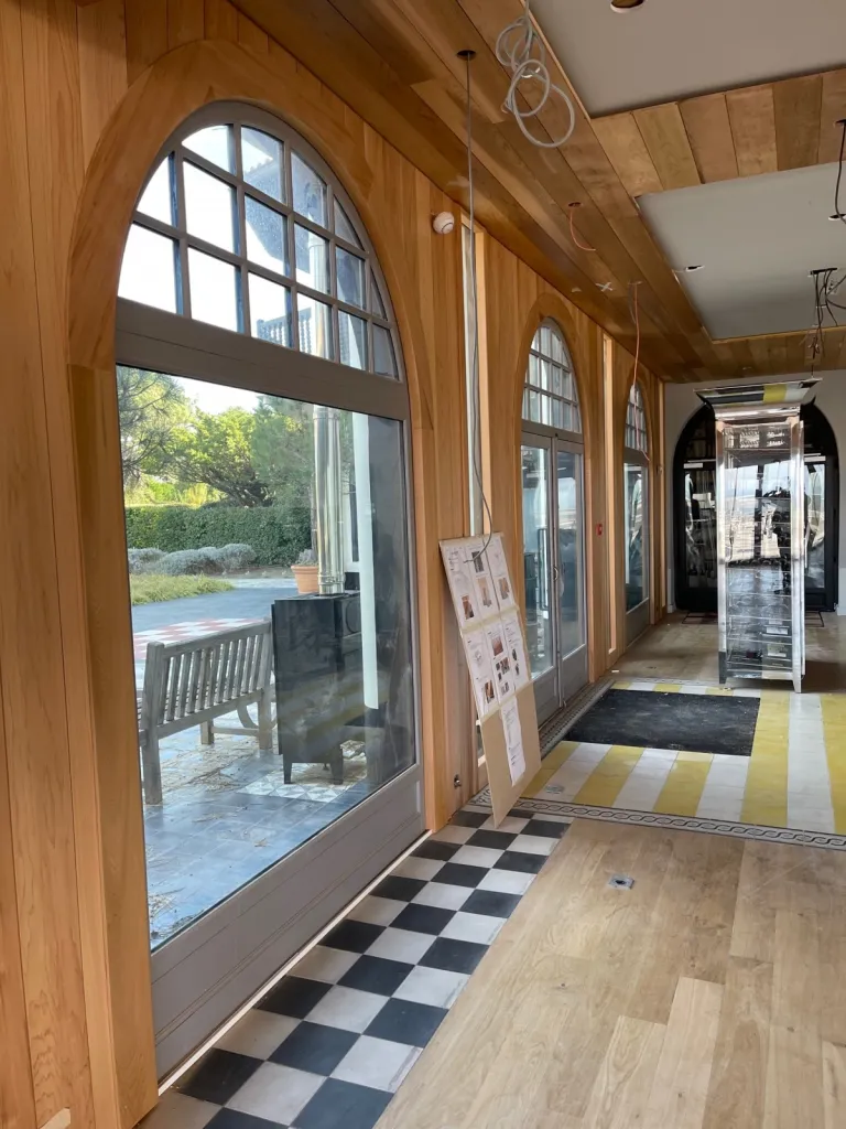 Agencement de l’hôtel/restaurant la corniche à Pyla sur mer