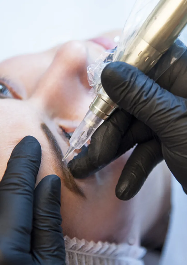 Se former en maquillage permanent en région Rhône Alpes