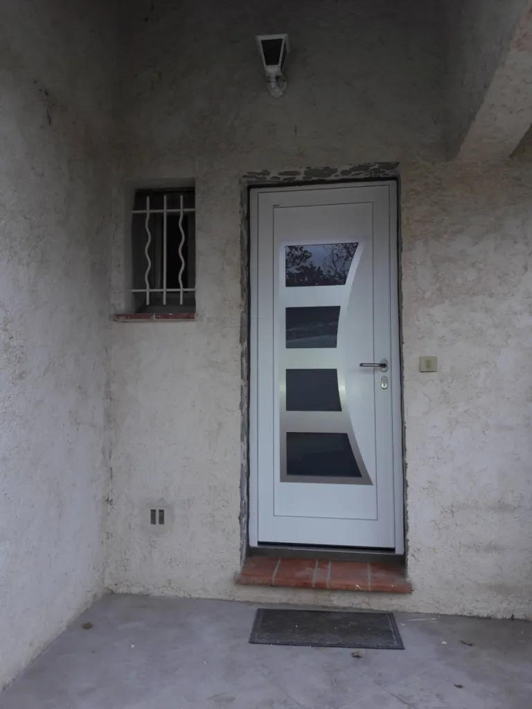 Notre zone d'activité pour ce serviceMenuisier pour fabrication de porte en bois extérieur