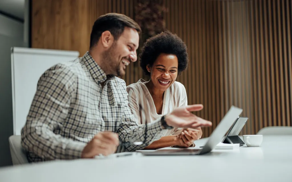 Expert-comptable pour externalisation complète RH avec suivi juridique et administratif à Paris