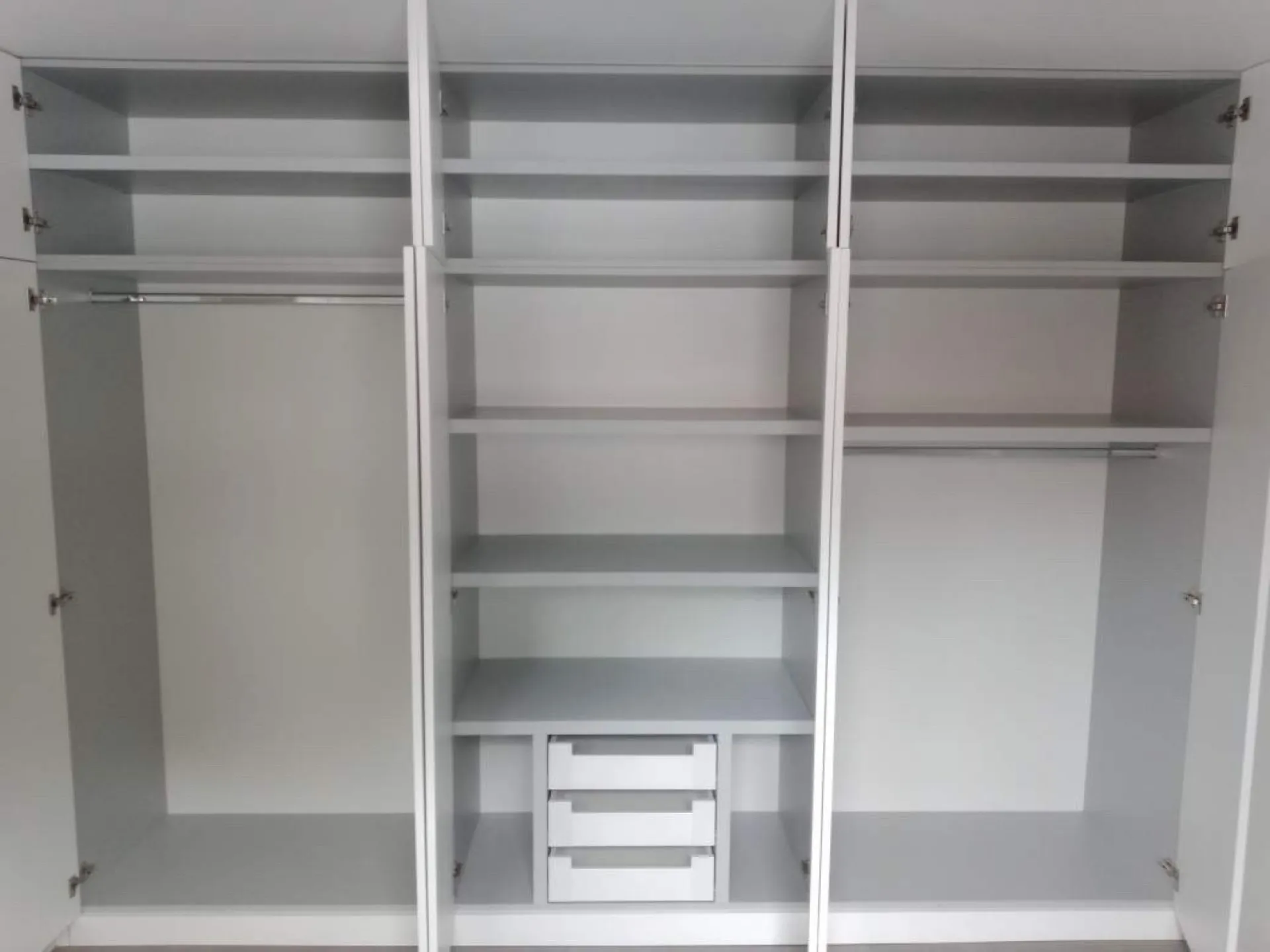 Fabrication et pose d’un dressing sur la commune de Sanguinet