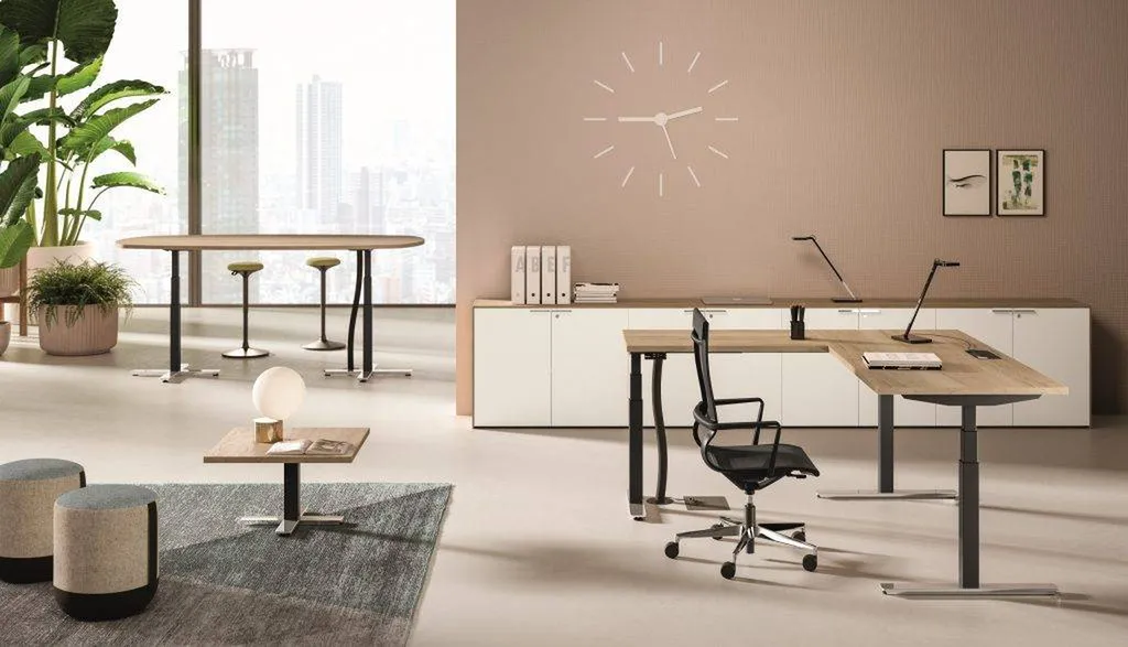 Bureau WINGLET avec retour réglable en hauteur à Marseille