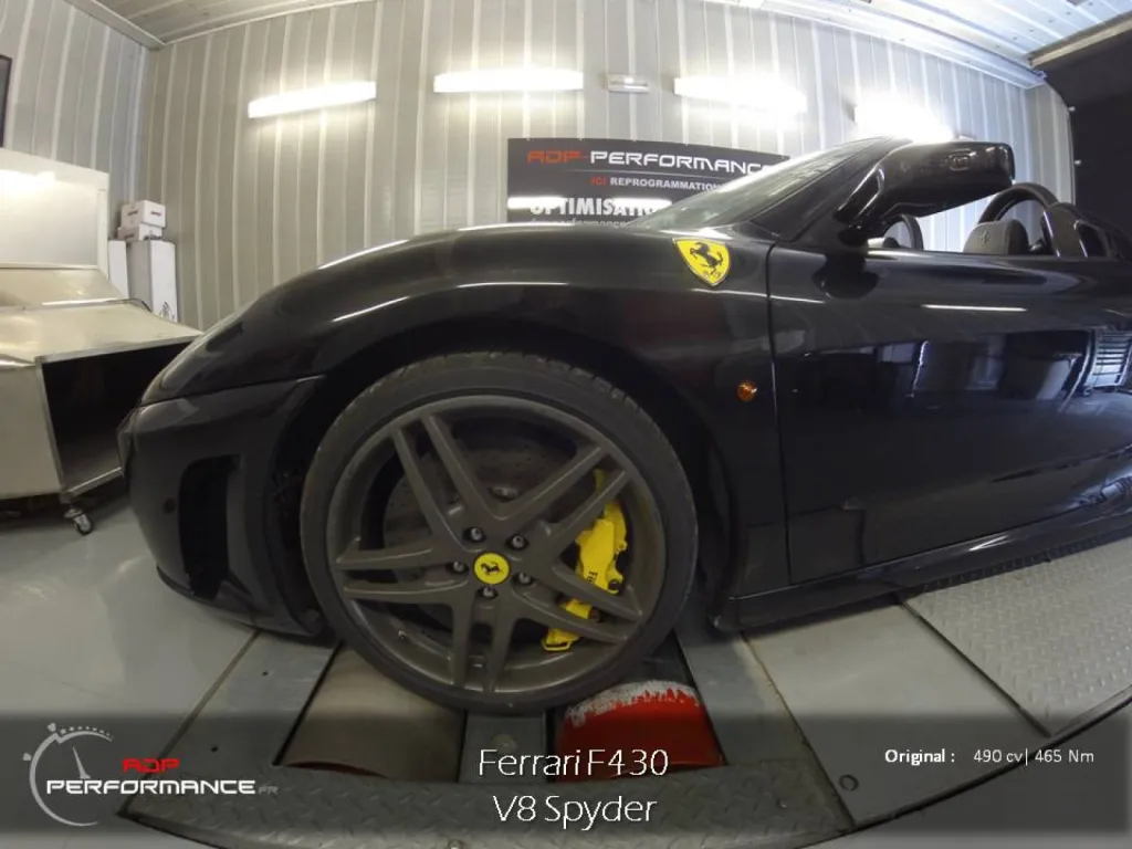 Ligne d'échappement haut de gamme Ferrari