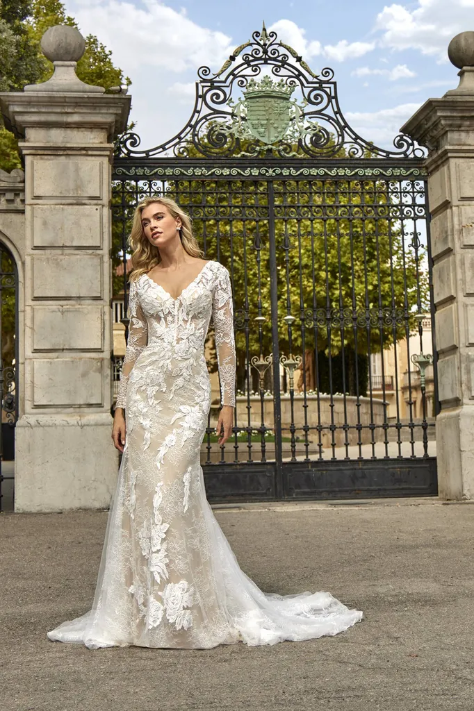 Robe de mariée sirène dentelle manches longues Marseille 