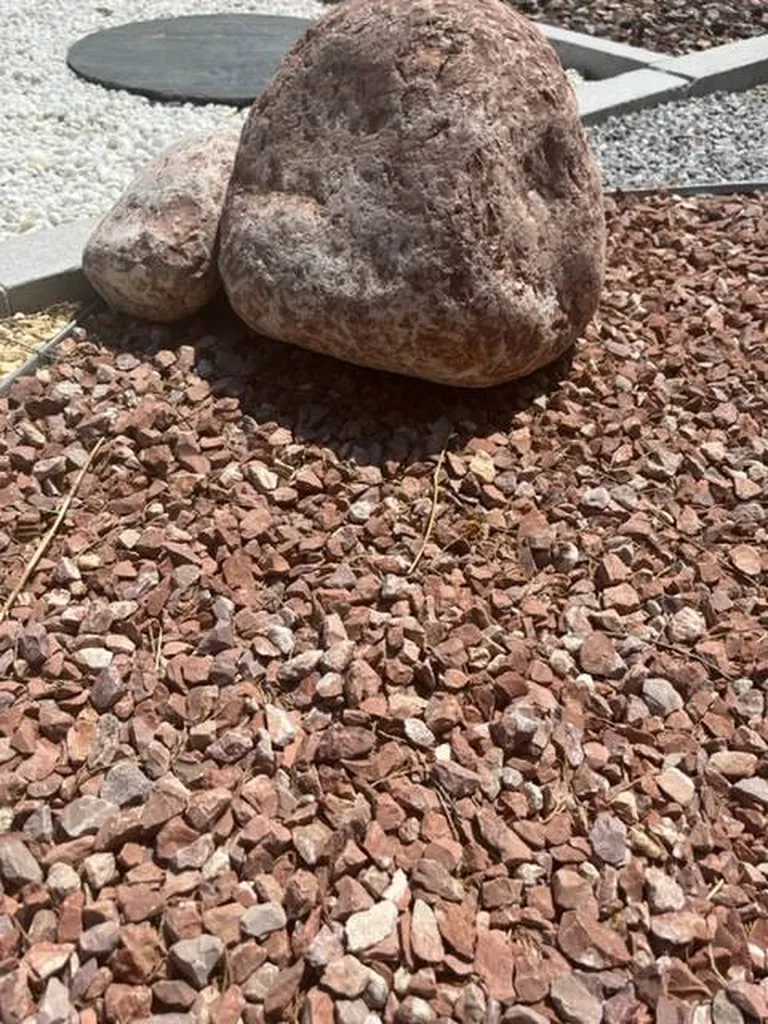 GRAVIERS CONCASSES ROUGES